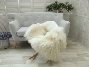 Sheep Rug Throw Genuine Real White Black Icelandic Single Sofa Floor Seat Pad Chair Cover G439