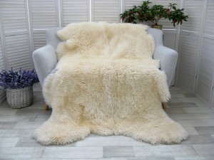 White Quad Sheepskin Rug Polar Bear Shaped Shaggy Rug Bed Sofa Throw Q41