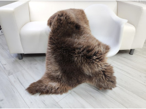 BROWN BRITISH HERDWICK SHEEPSKIN RUG J704